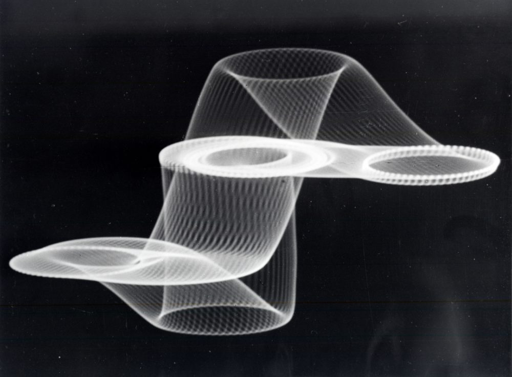 Herbert W. Franke, Dance of the Electrons, photograph, 40 x 30 cm, 1961/62