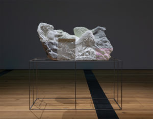 laric-reclining-pan